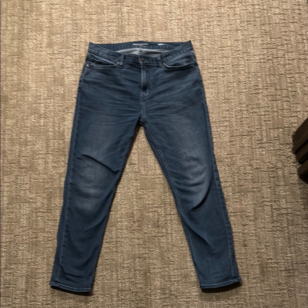 Banana Republic stretch travel jeans